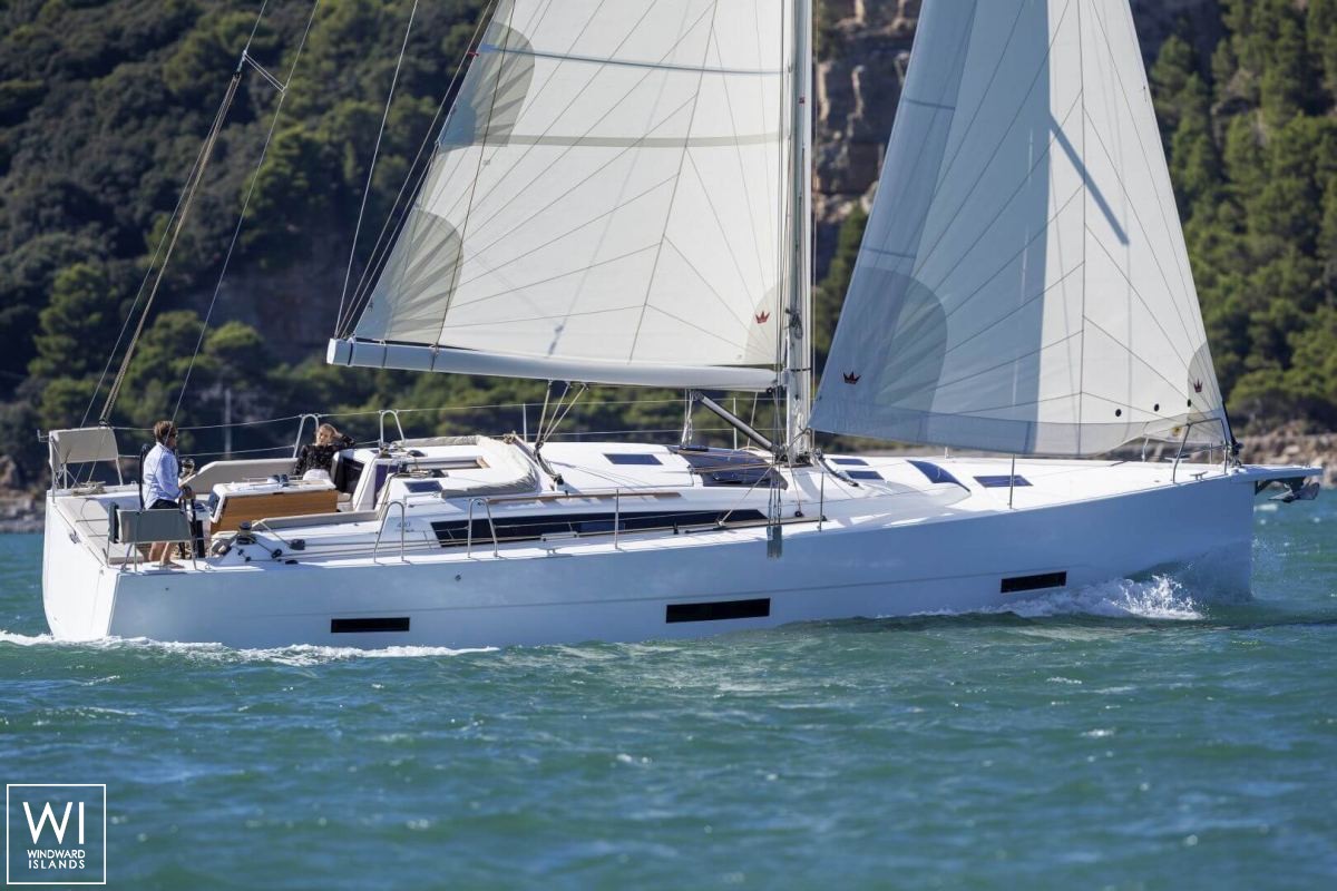 Dufour 430 Dufour Yachts Exterior 5