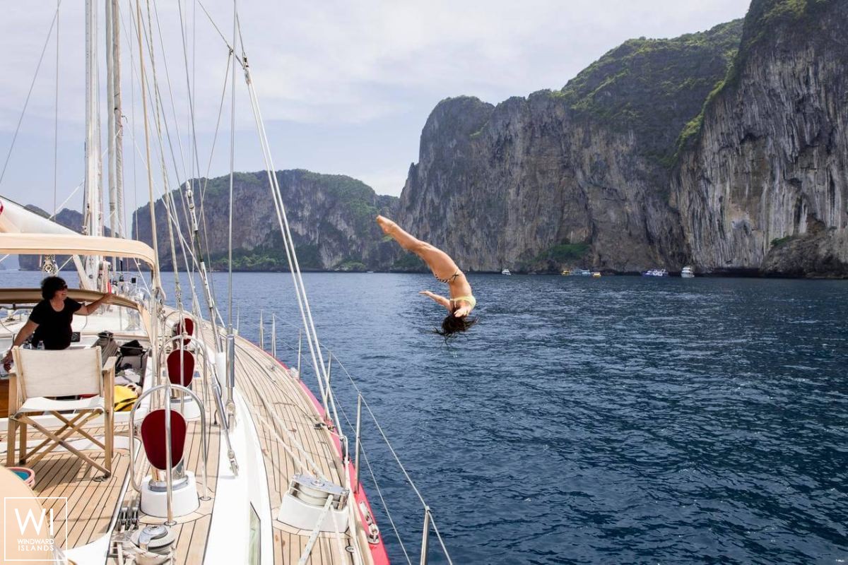 Aphrodite  Vitters Sloop 28m Exterior 4