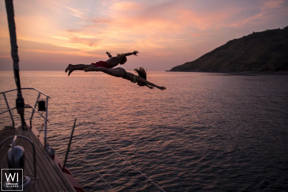 Aphrodite  Vitters Sloop 28m Exterior 6