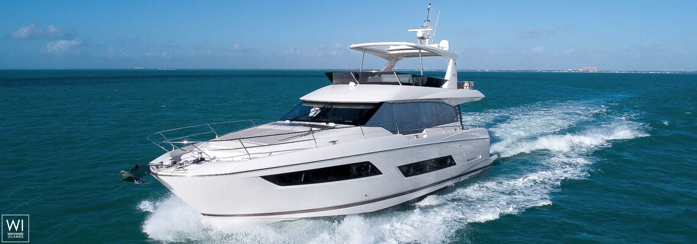 Romy One  Jeanneau Prestige 680 Exterior 1