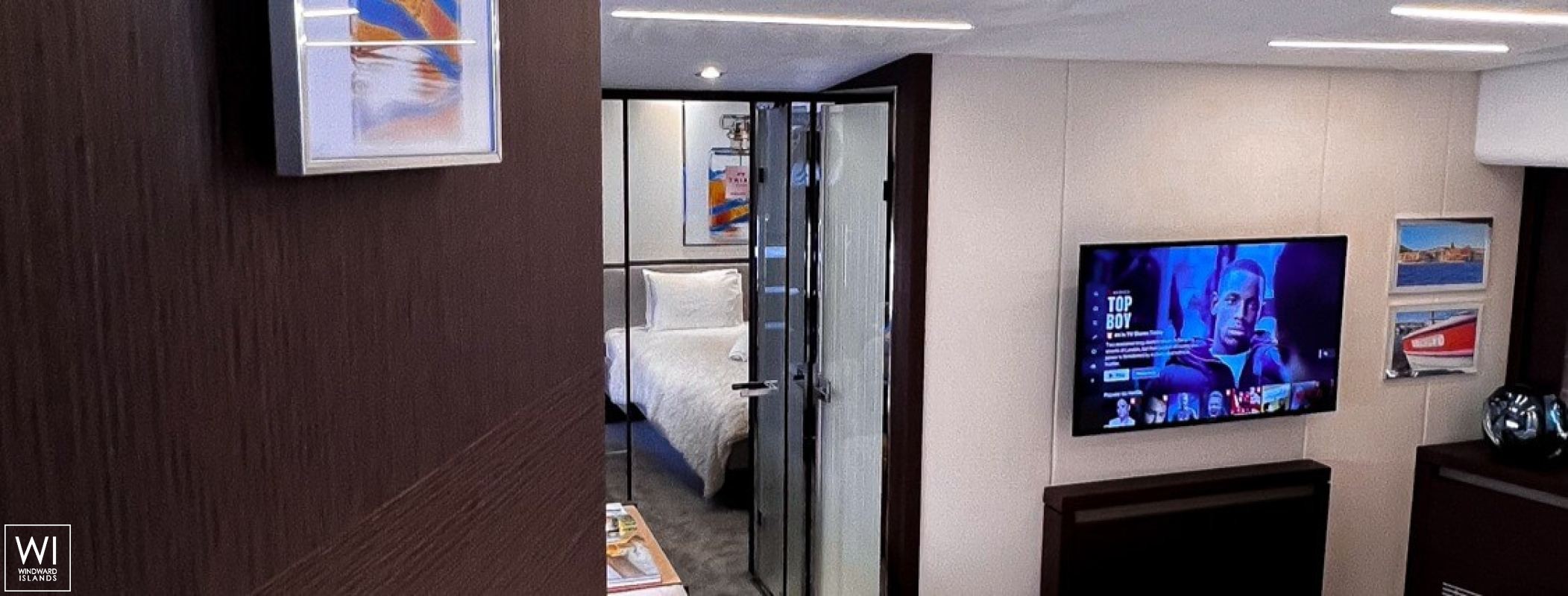 Romy One  Jeanneau Prestige 680 Interior 1