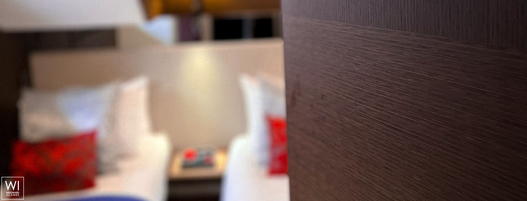 Romy One  Jeanneau Prestige 680 Interior 1