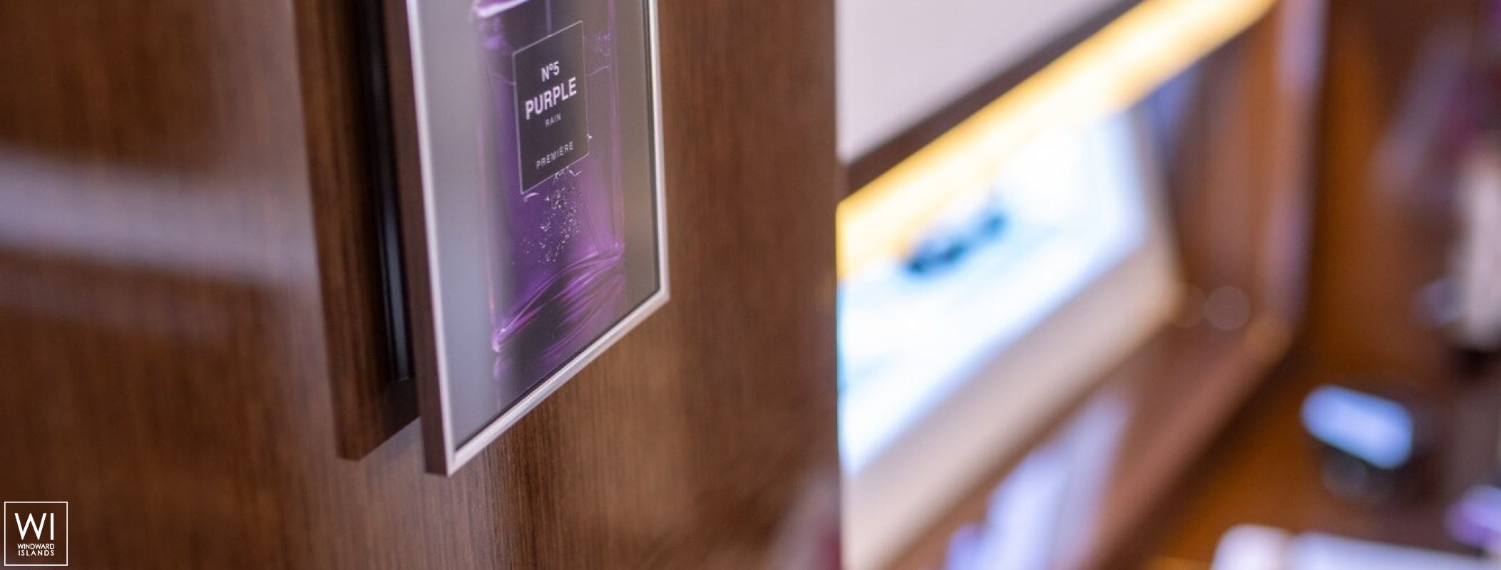 APOLLONIA  Jeanneau Prestige 680 Interior 13