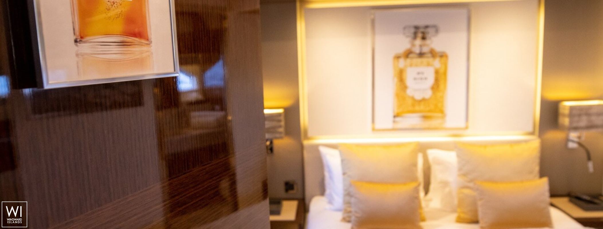 APOLLONIA  Jeanneau Prestige 680 Interior 18