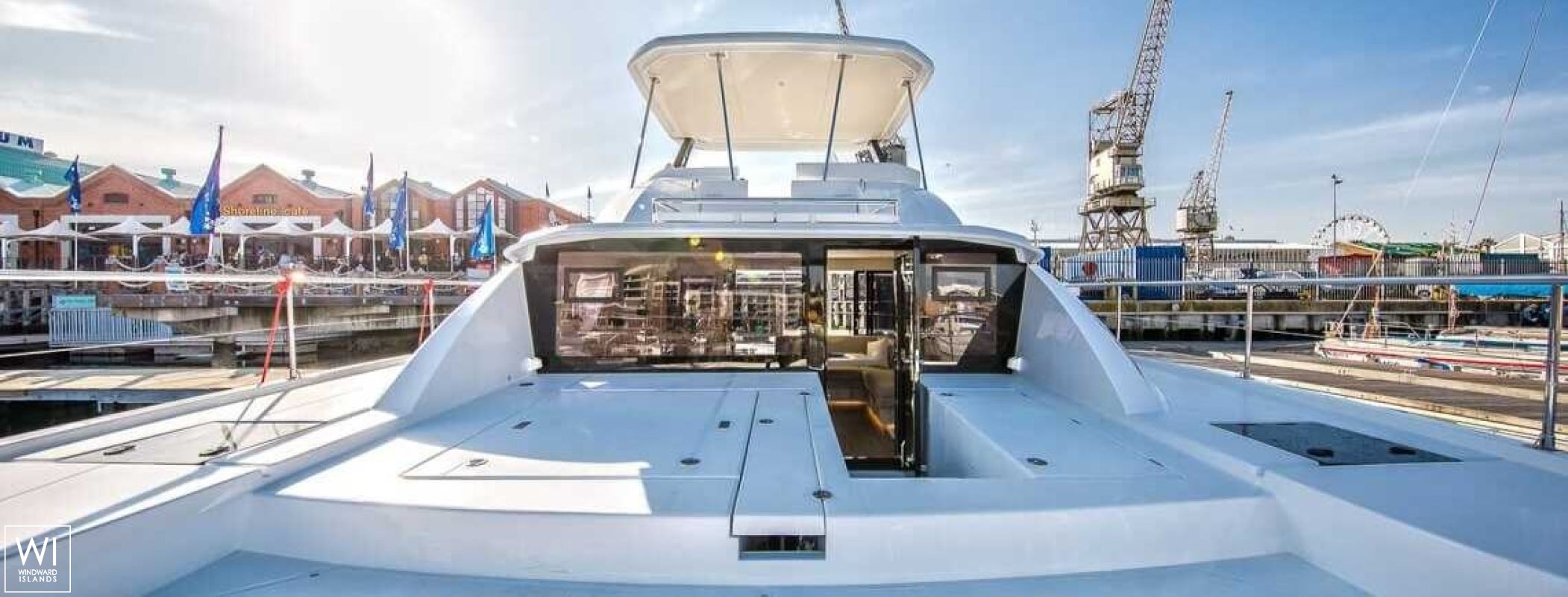 Leopard Power 43 Robertson & Caines Exterior 10