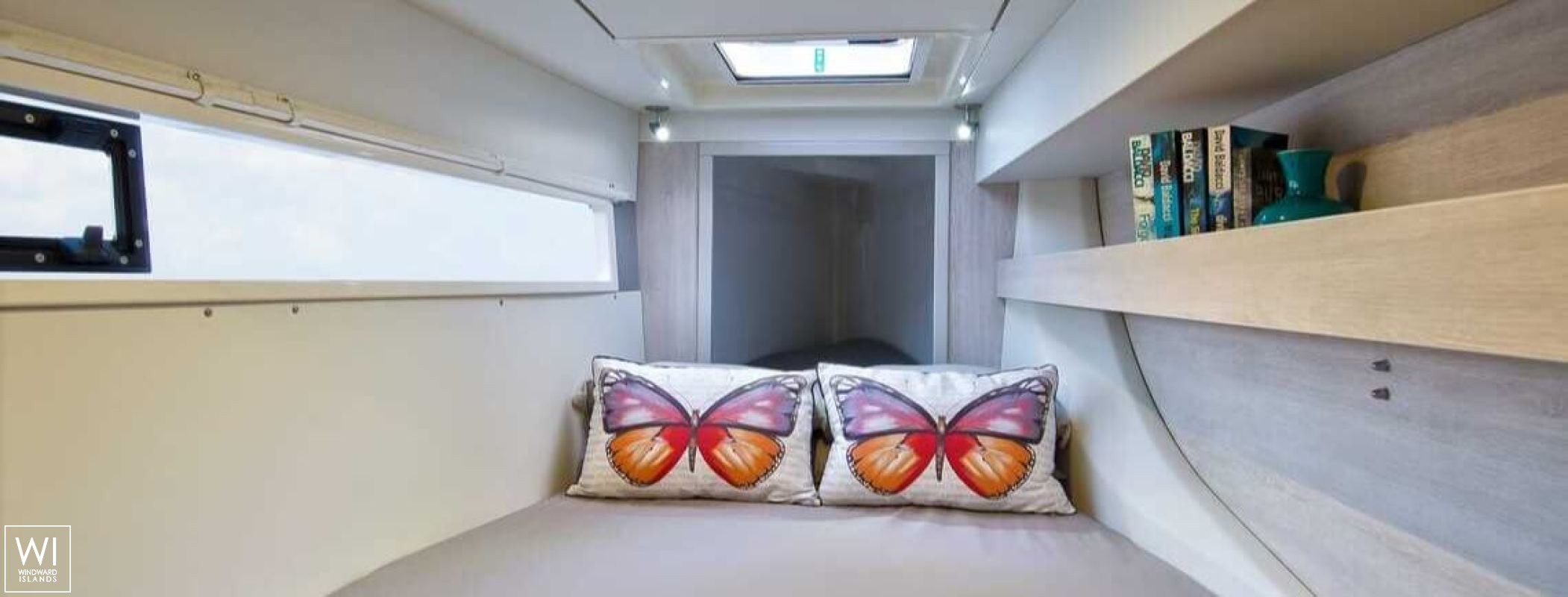 New horizon  Robertson & Caines Leopard Power 43 Interior 6