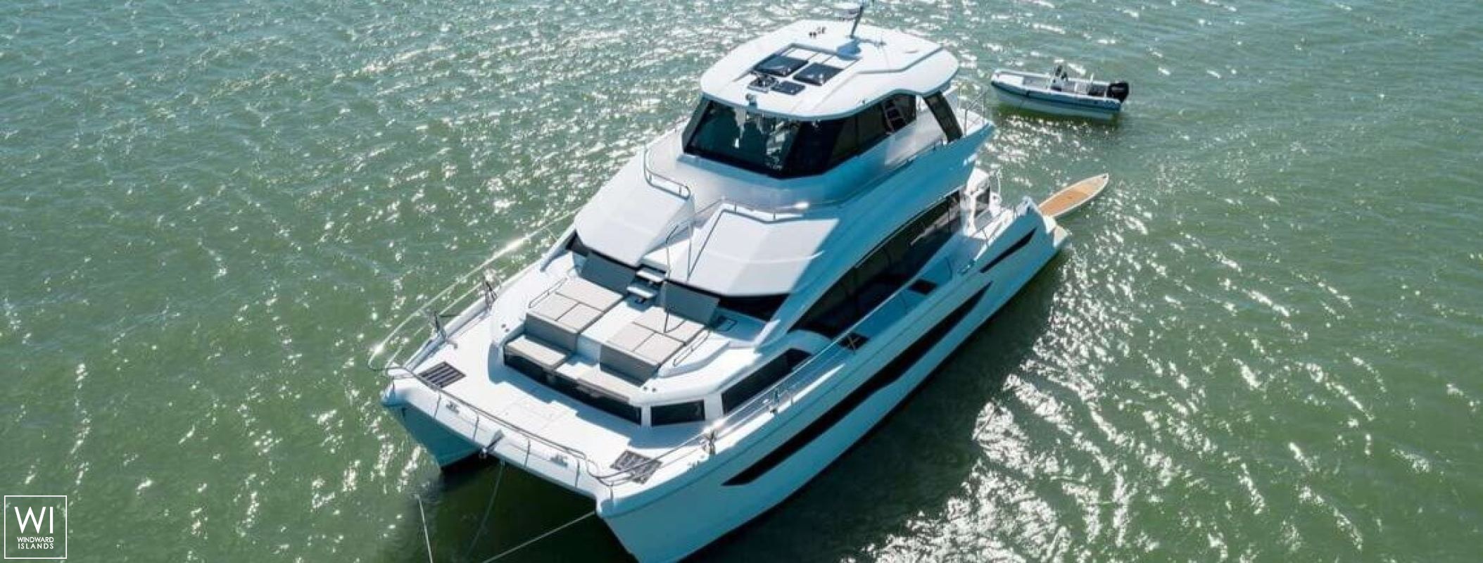 TIAMO  Aquila Powercat 54 Exterior 4