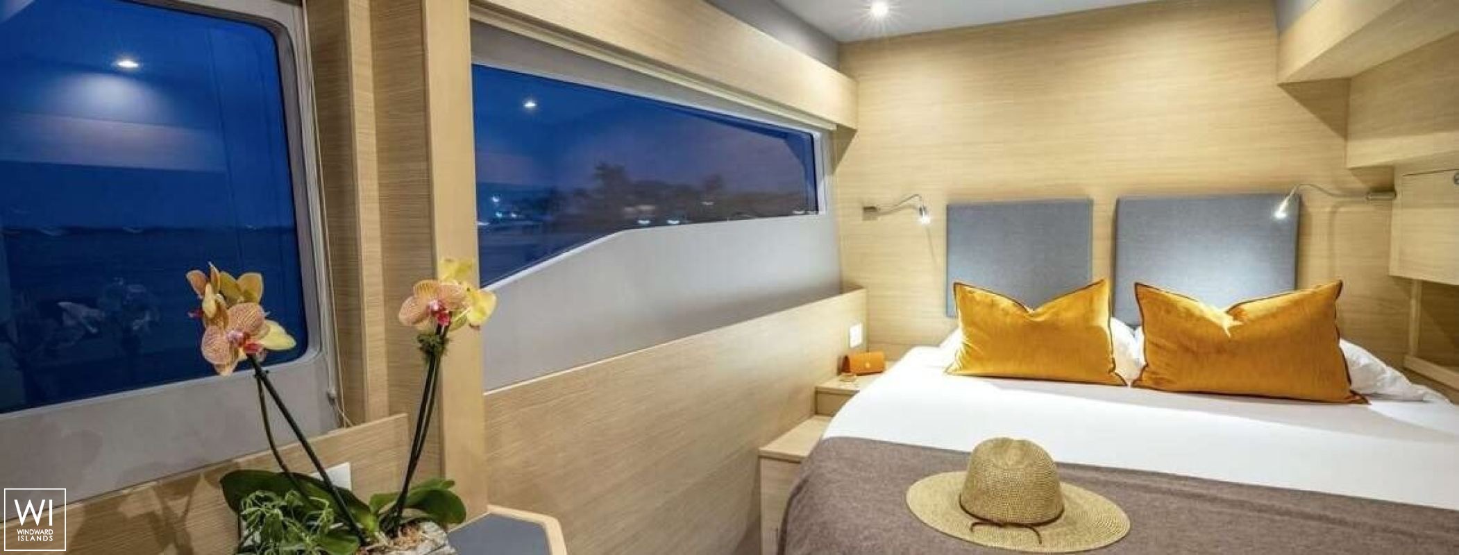 TIAMO  Aquila Powercat 54 Interior 21