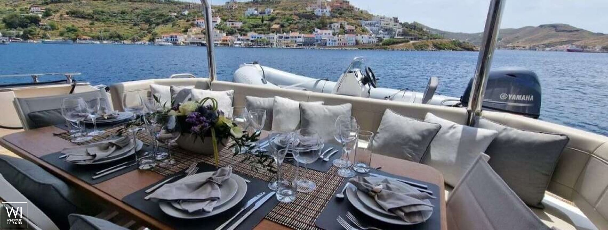 TIAMO  Aquila Powercat 54 Exterior 11