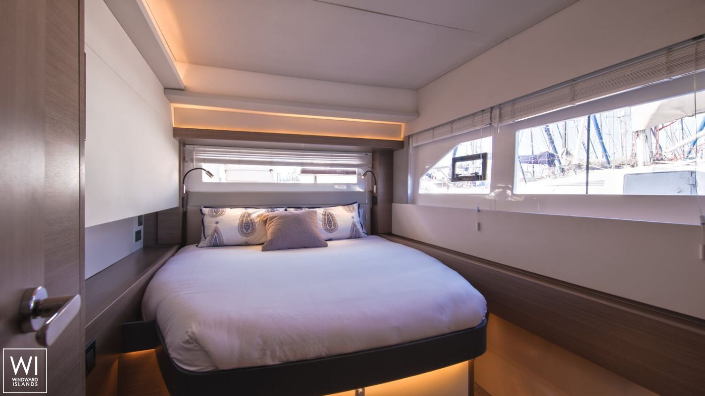 Leopard 53 Powercat Leopard Yachts Interior 5