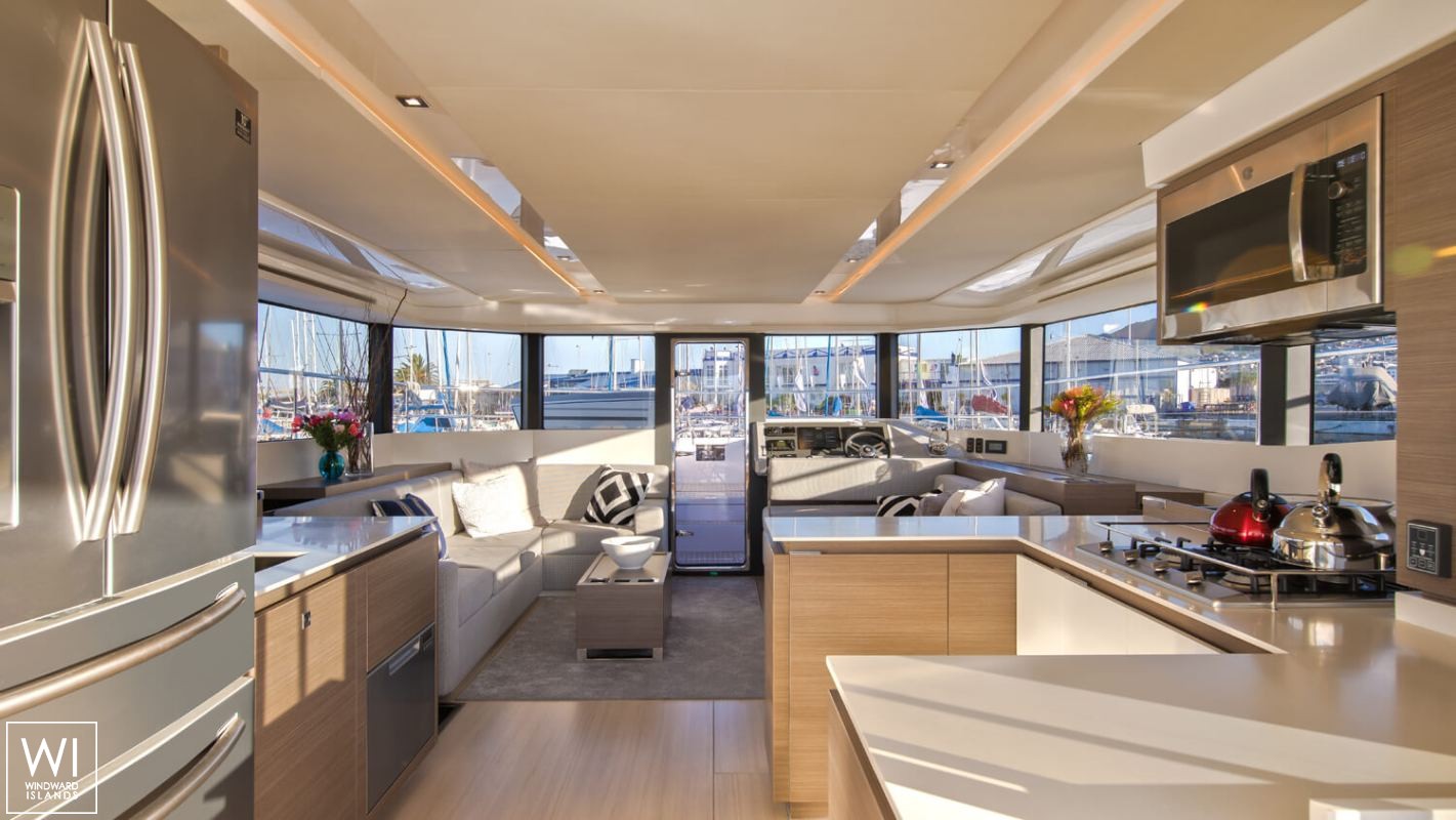 Leopard 53 Powercat Leopard Yachts Interior 10
