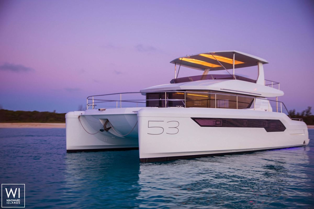 Leopard 53 Powercat Leopard Yachts Exterior 2