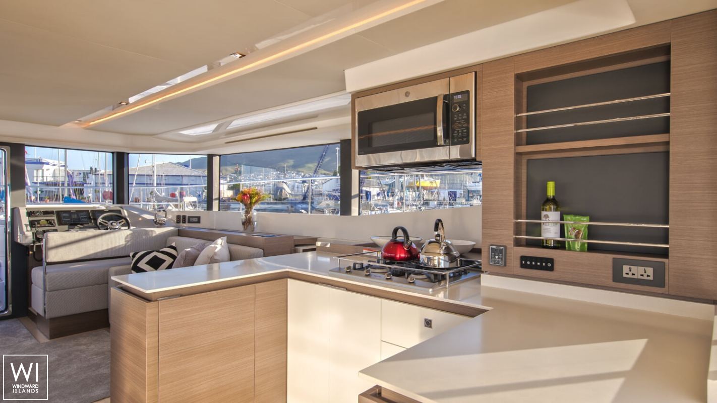 Leopard 53 Powercat Leopard Yachts Interior 1