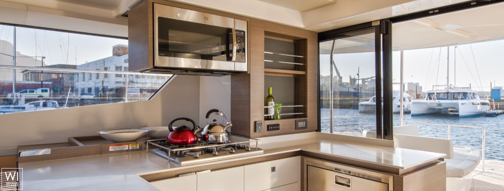 Leopard 53 Powercat Leopard Yachts Interior 5