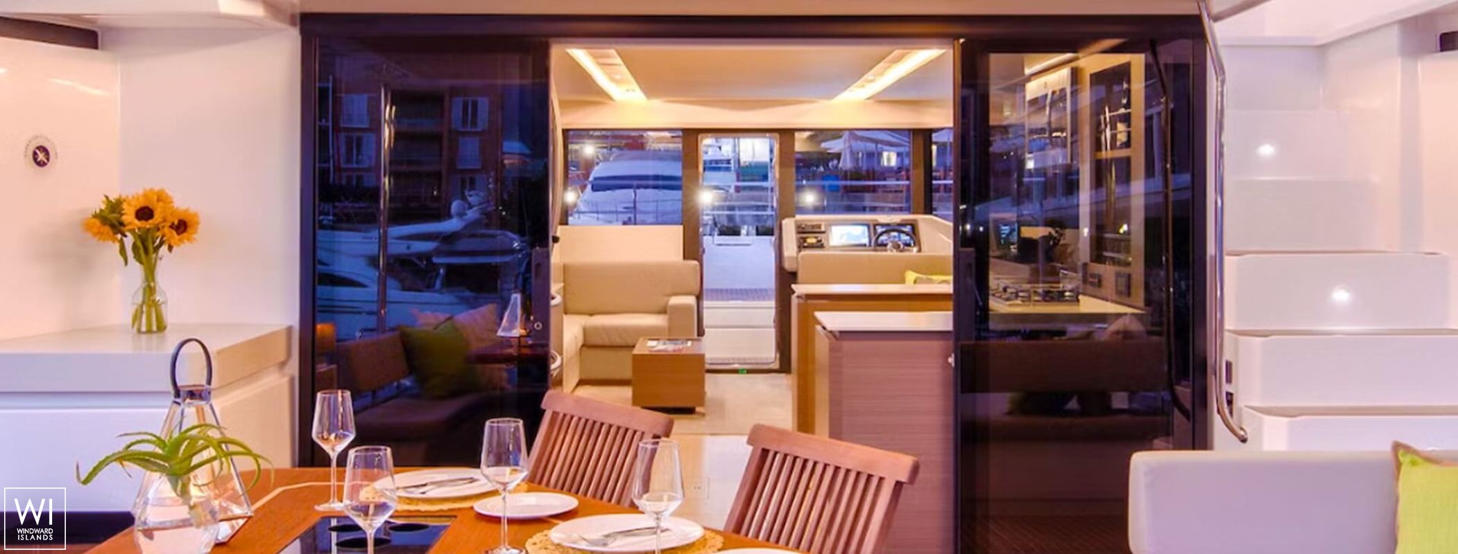 Zambezia  Leopard Yachts Leopard 53 Powercat Exterior 5