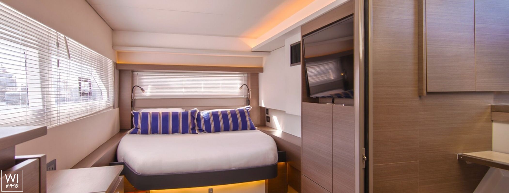 Zambezia  Leopard Yachts Leopard 53 Powercat Interior 1