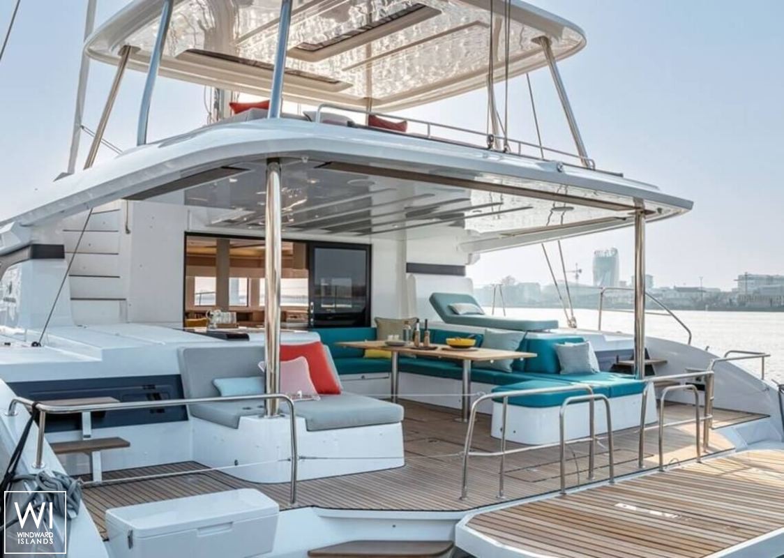 Lagoon 55 catamaran Charter