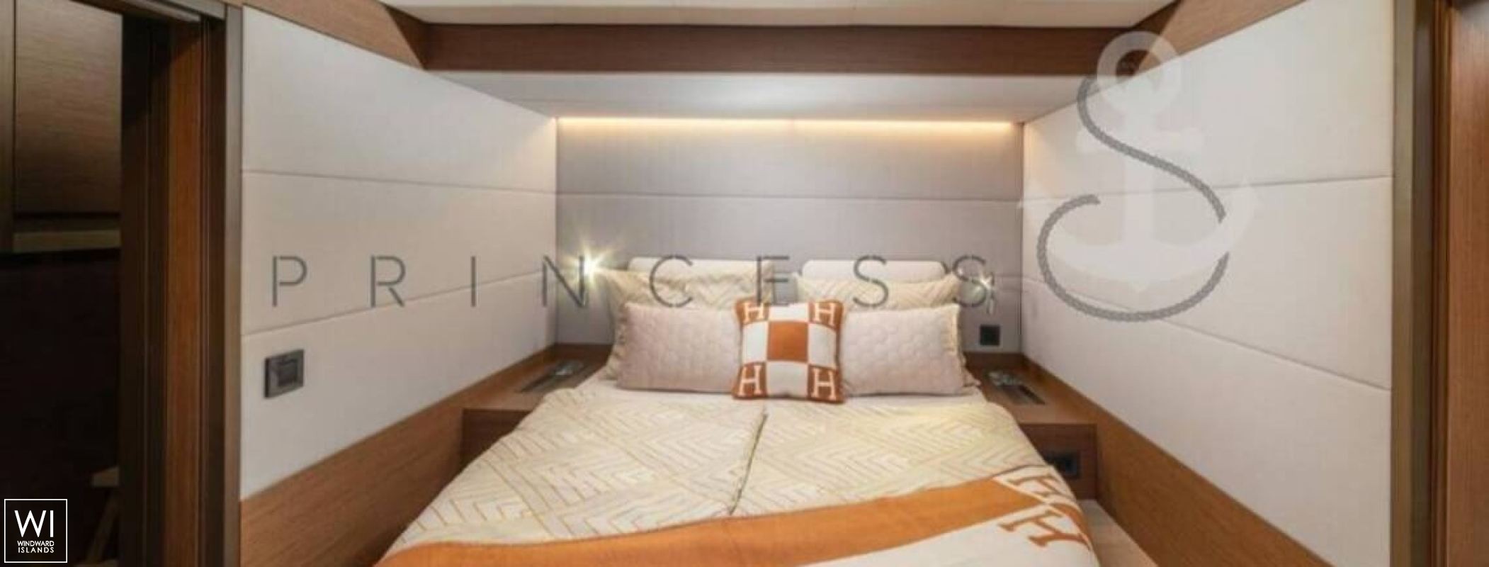 PRINCESS S  Lagoon Catamaran Lagoon 55 Interior 1