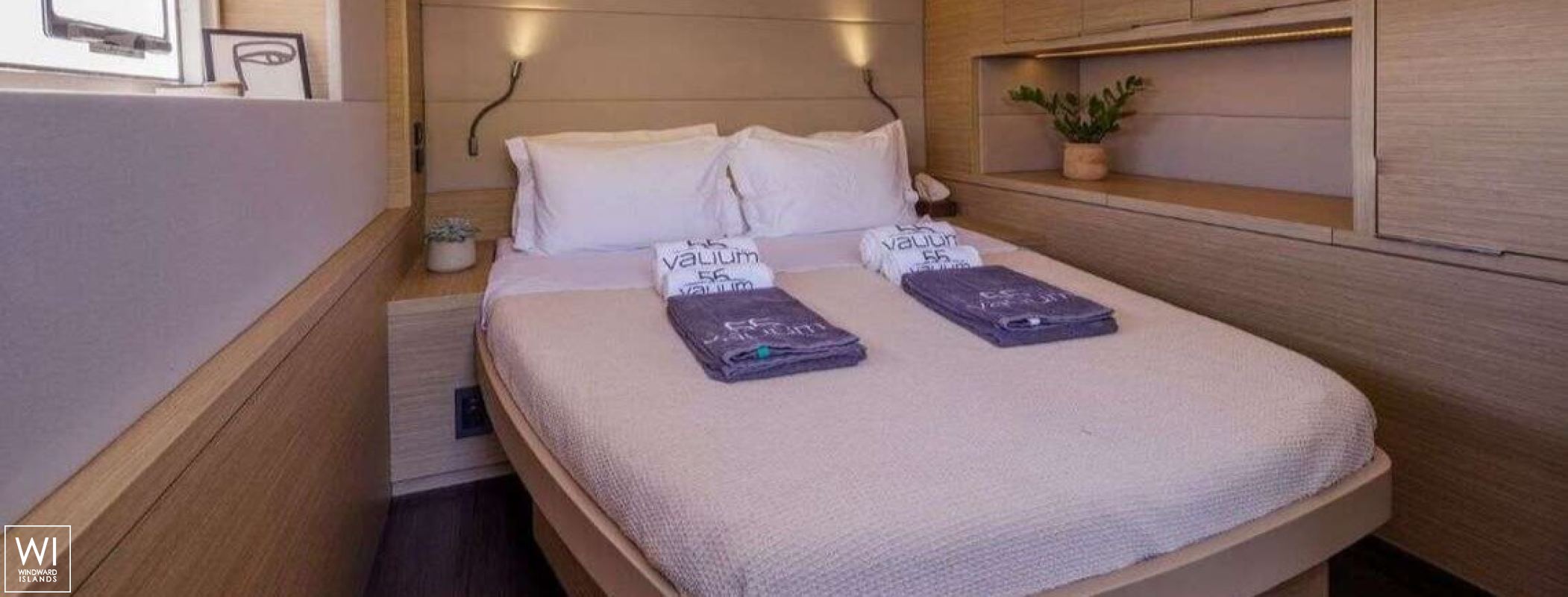 VALIUM 55  Lagoon Catamaran Lagoon 55 Interior 23