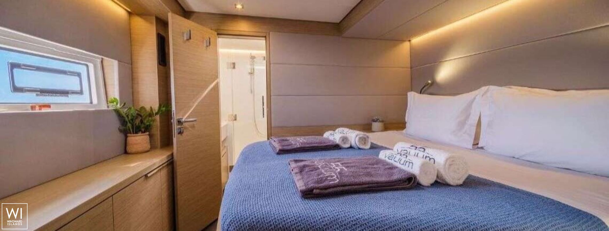 VALIUM 55  Lagoon Catamaran Lagoon 55 Interior 25