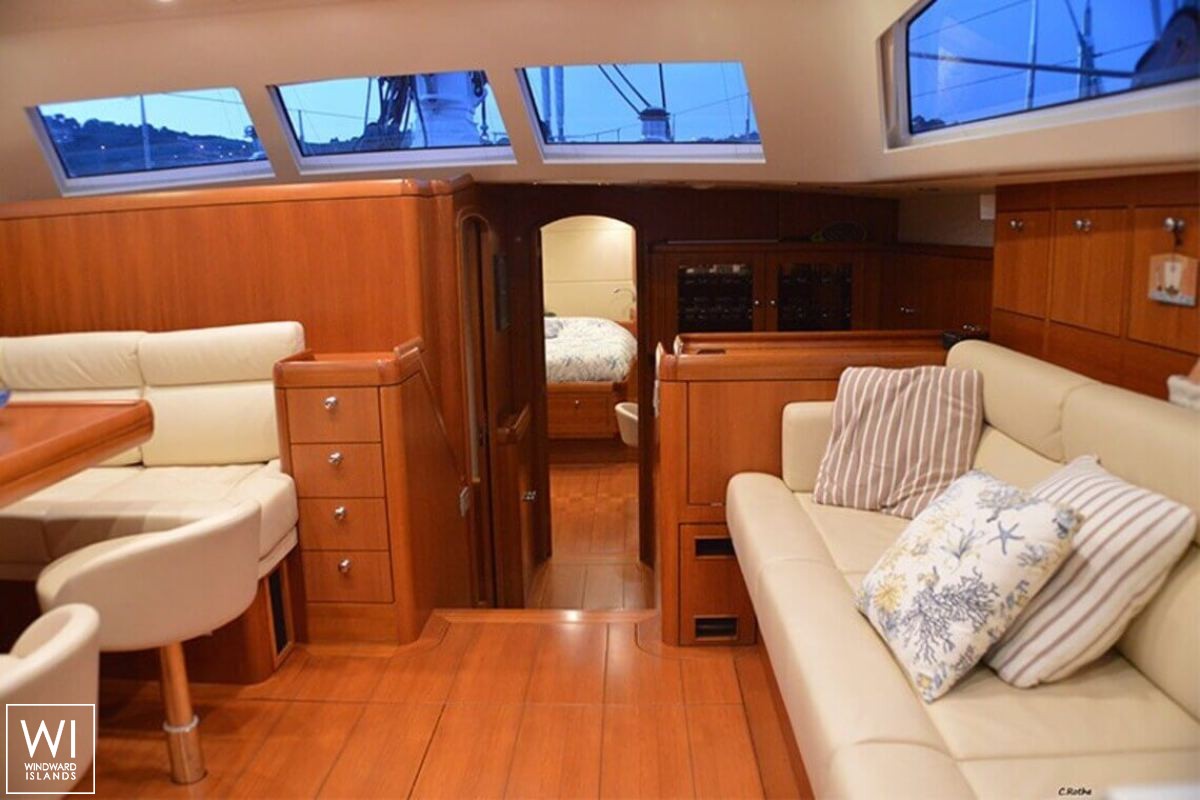 Terra di Mezza III  Solaris Sail 72 Interior 16