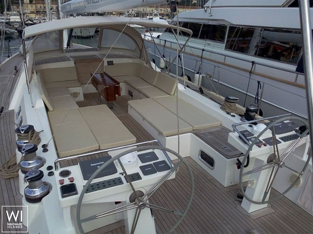 Terra di Mezza III  Solaris Sail 72 Interior 18