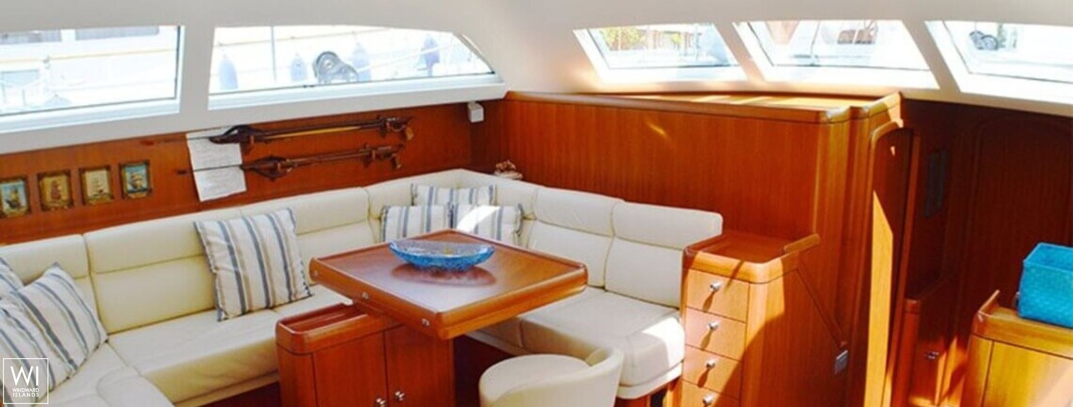 Terra di Mezza III  Solaris Sail 72 Interior 1