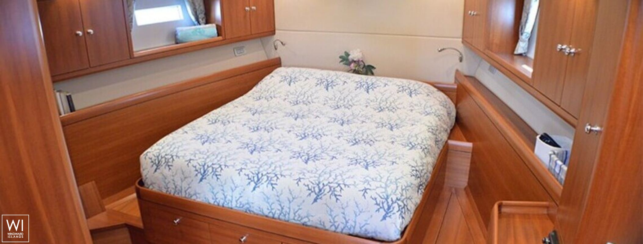 Terra di Mezza III  Solaris Sail 72 Interior 1