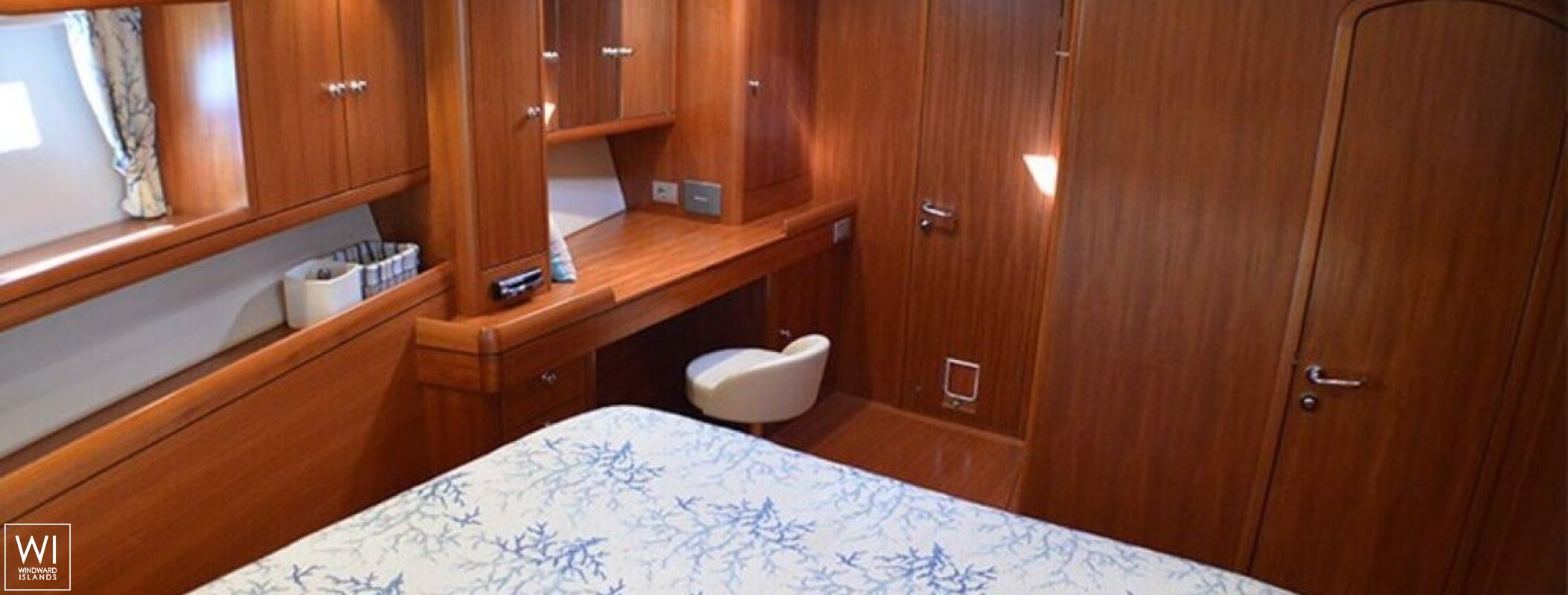 Terra di Mezza III  Solaris Sail 72 Interior 1