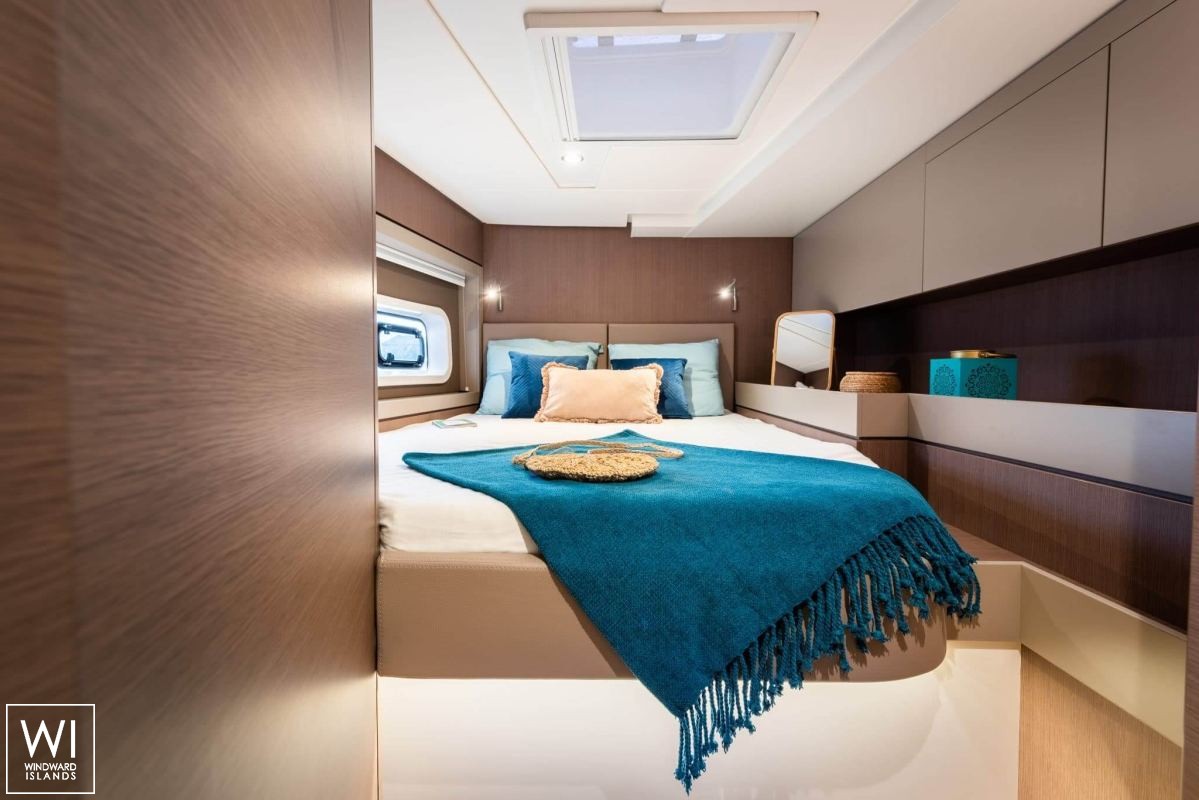 Bali 4.6 Catana Catamaran Interior 12