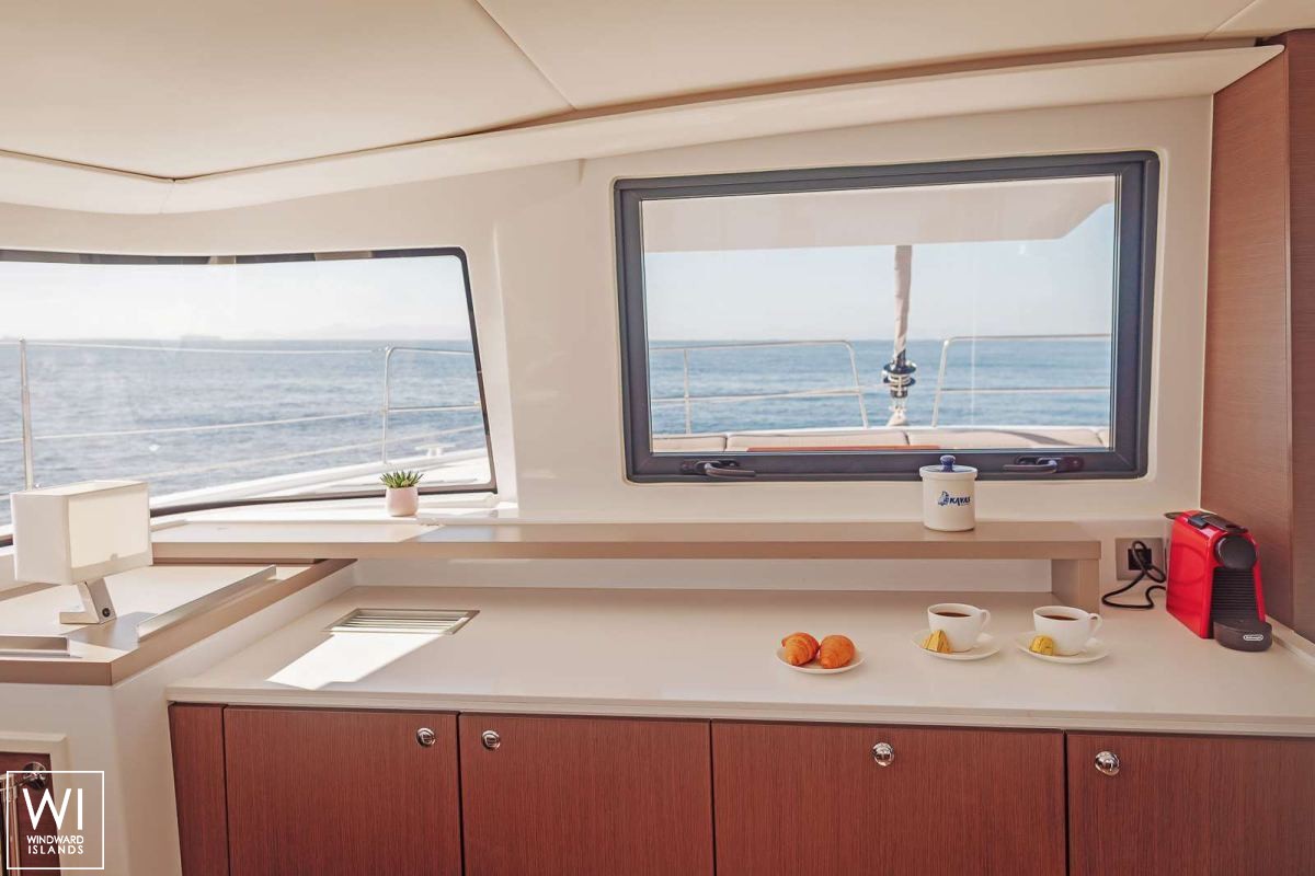 Bali 4.6 Catana Catamaran Interior 15