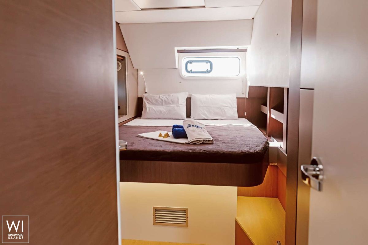 Bali 4.6 Catana Catamaran Interior 10