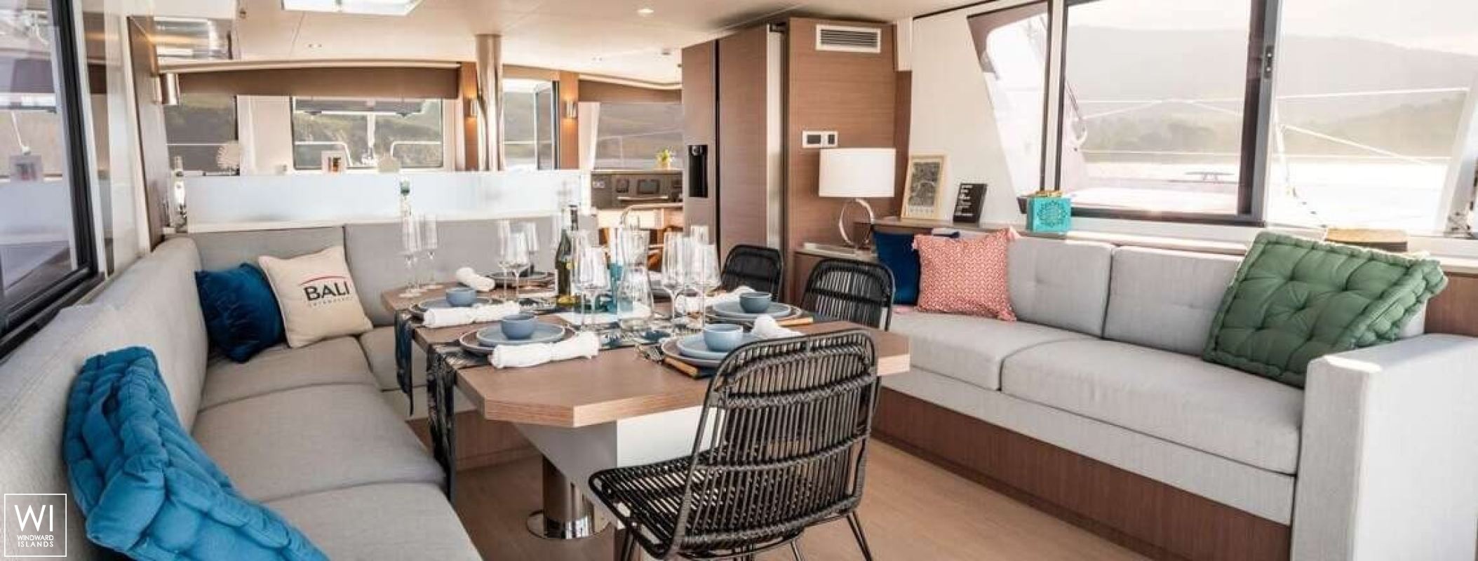 DISFRUTON  Catana Catamaran Bali 4.6 Interior 10