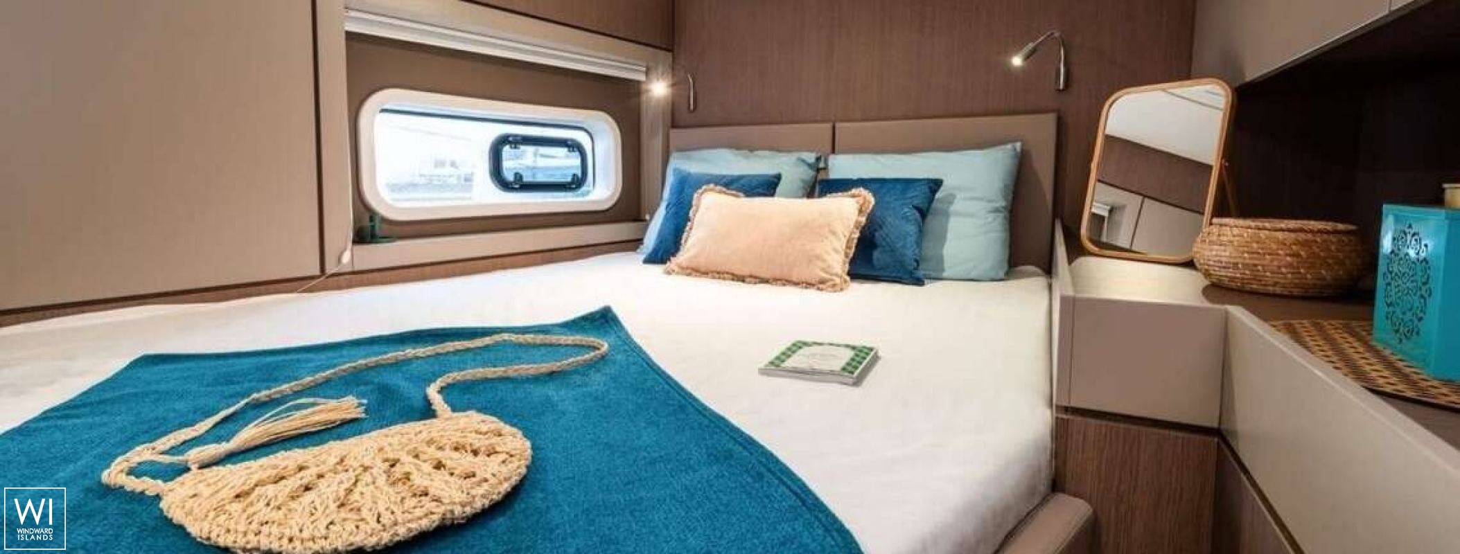 DISFRUTON  Catana Catamaran Bali 4.6 Interior 11