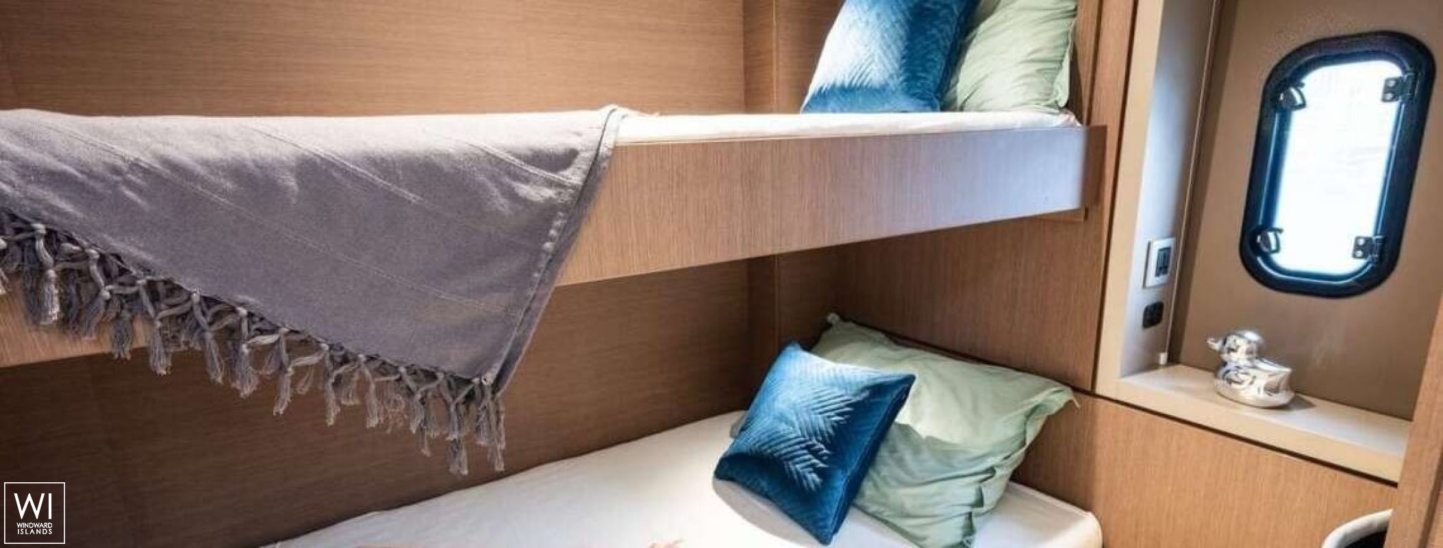 DISFRUTON  Catana Catamaran Bali 4.6 Interior 12