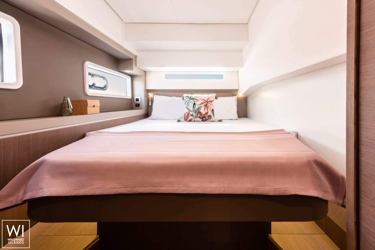 Bali 4.2 Catana Catamaran Interior 1