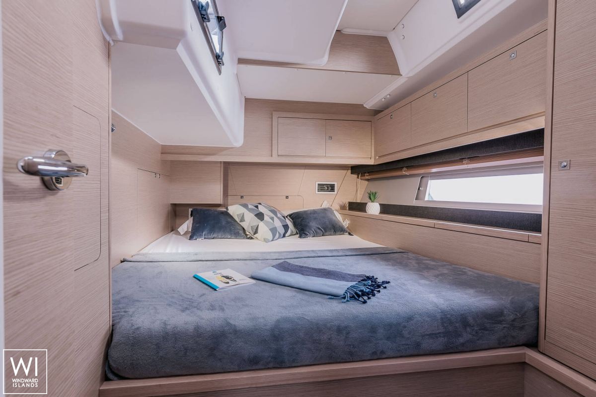 Dufour 470  double cabin