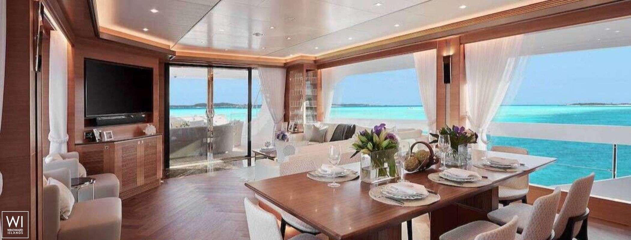 Midnight Moon  Horizon Horizon 85 Interior 1