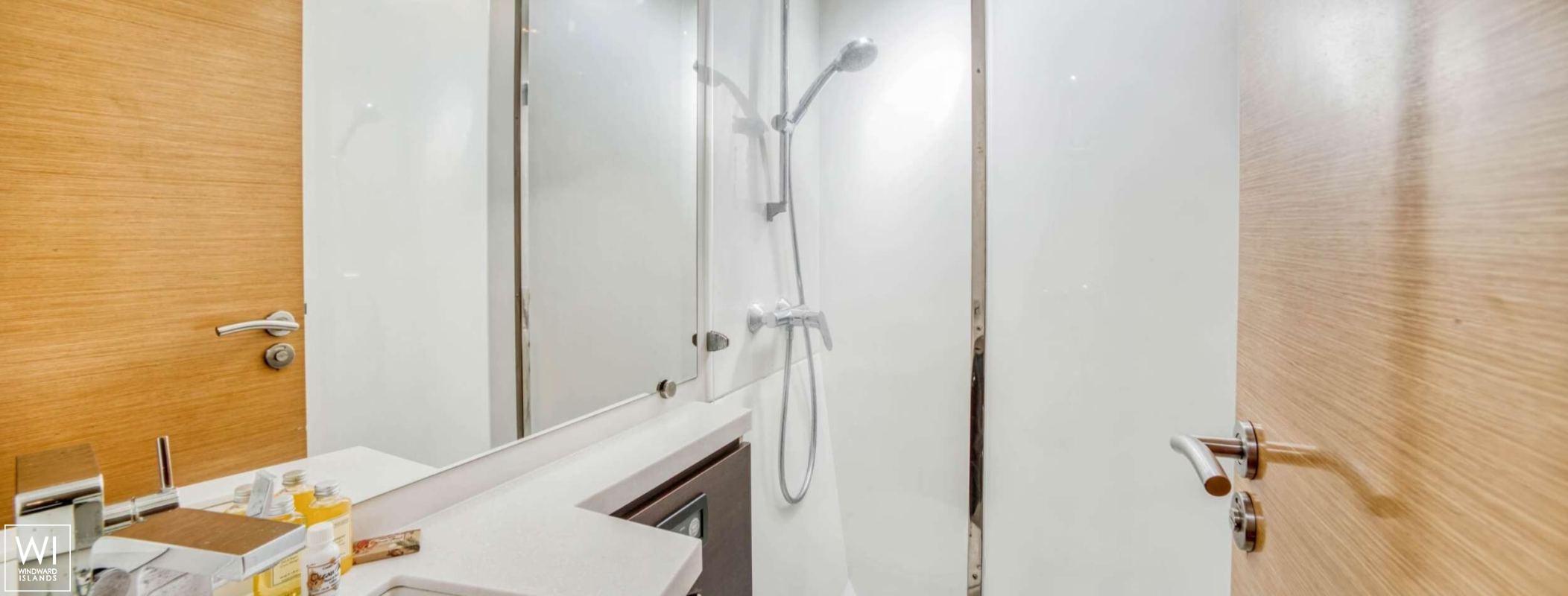 Perpetual Blue  Fountaine Pajot Catamaran 59 Interior 1