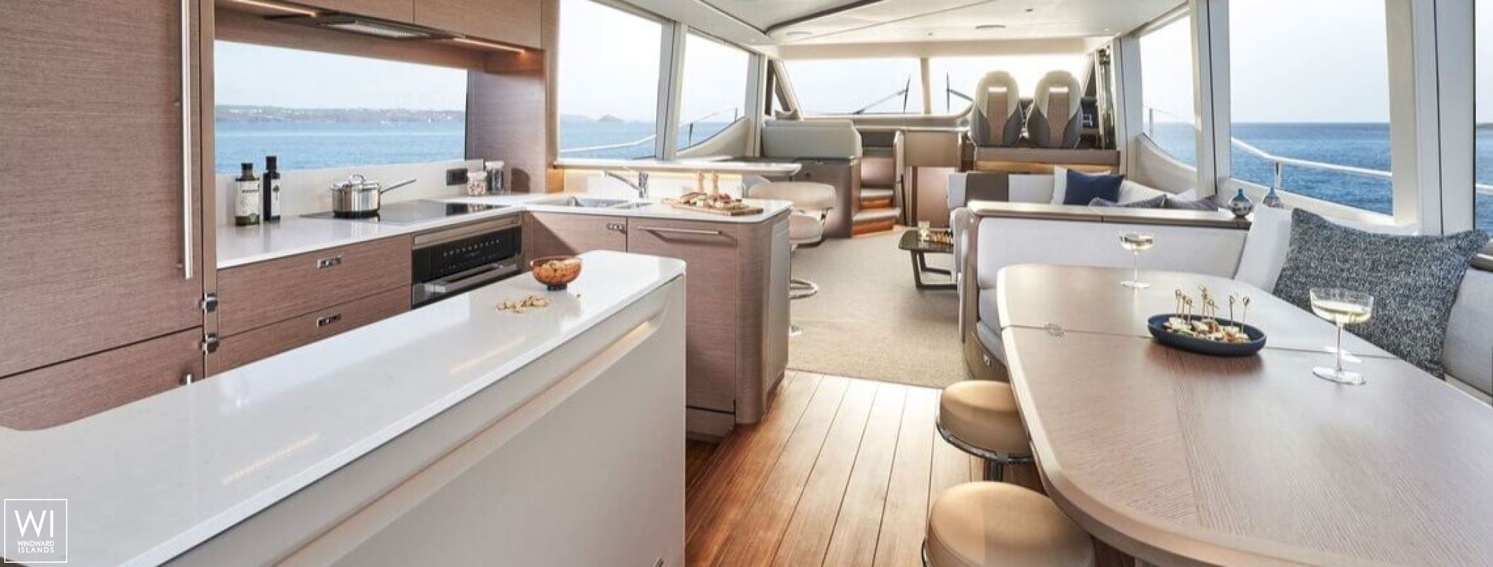 ELIZABETH   Princess Yachts Y 72 Interior 11