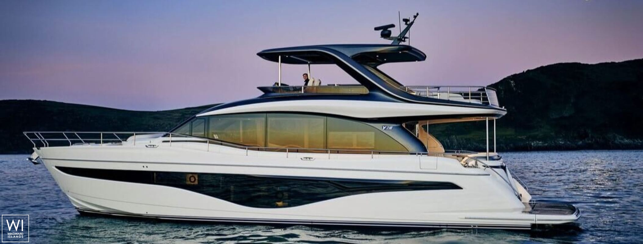ELIZABETH   Princess Yachts Y 72 Exterior 1