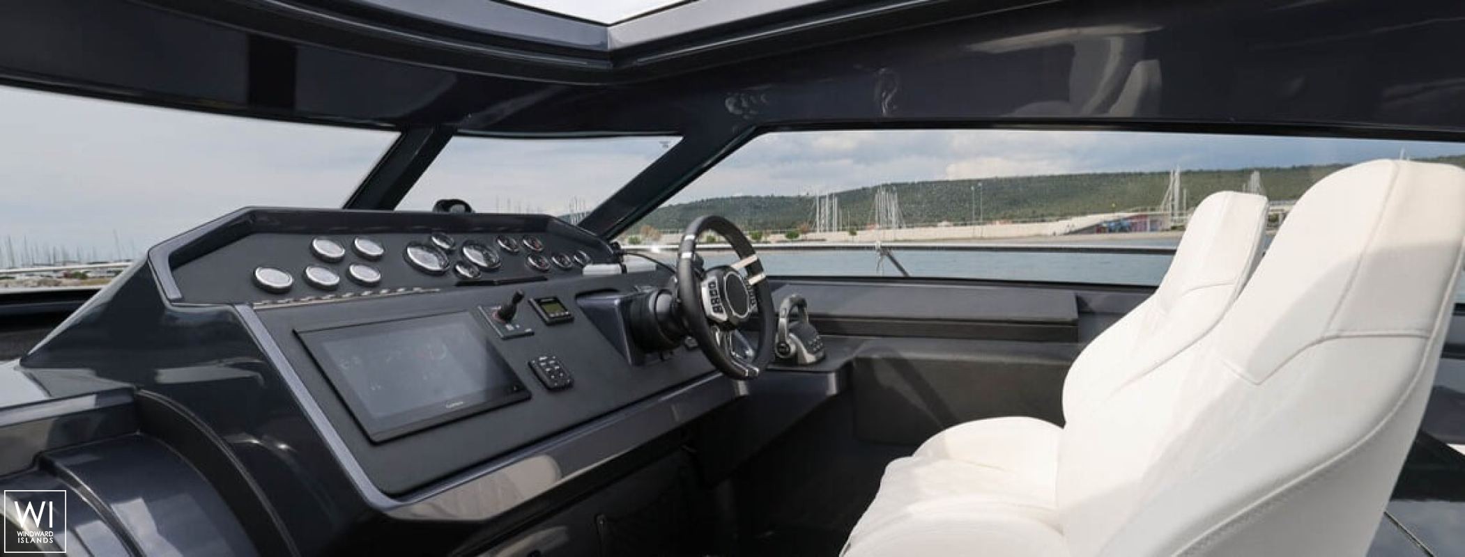 Power 44 Focus Interior 2