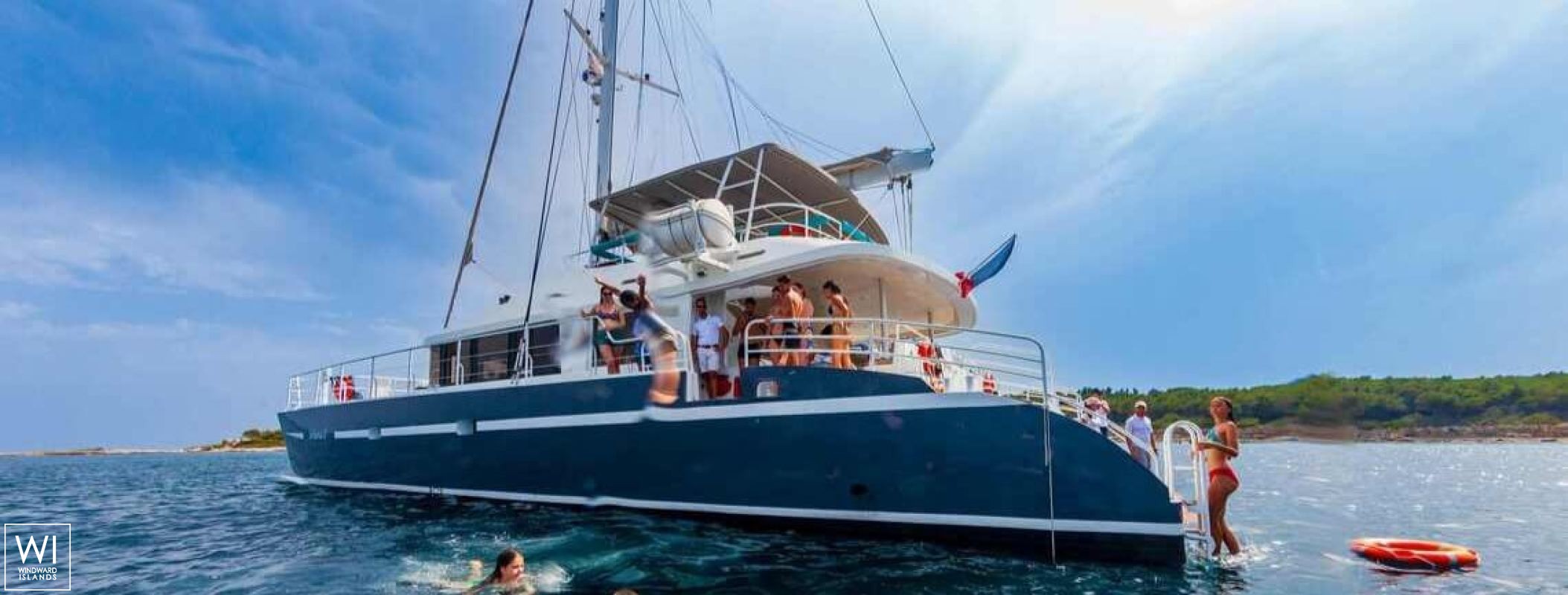 SOLANA II  TMI Catamaran 20m Exterior 4