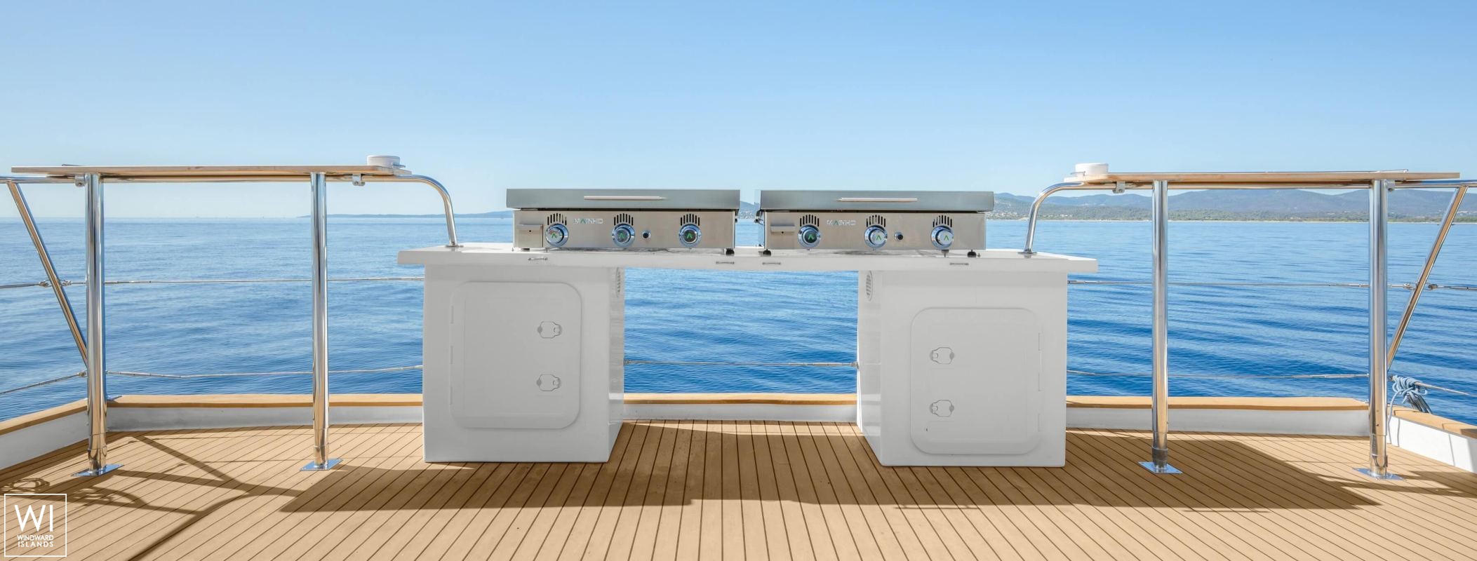 mayba  TMI Catamaran 20m Exterior 9