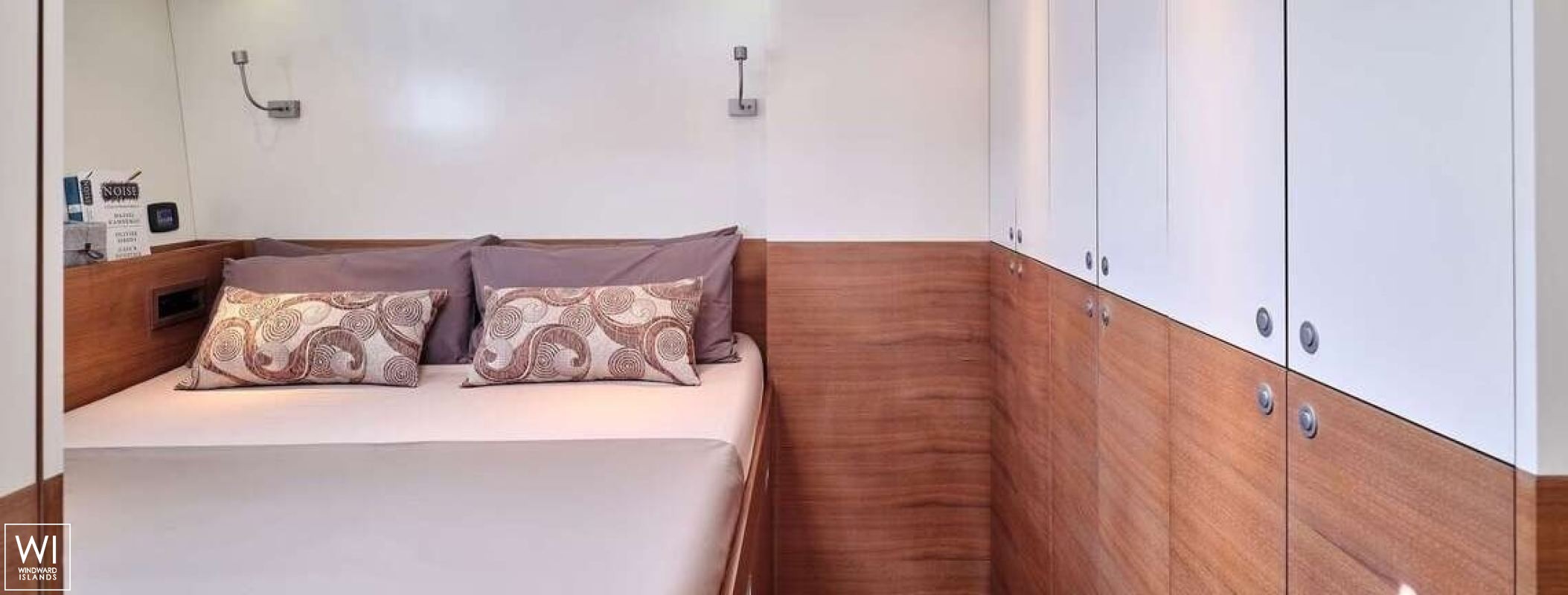 AIZU  Trehard Marine Yacht 30m Interior 15