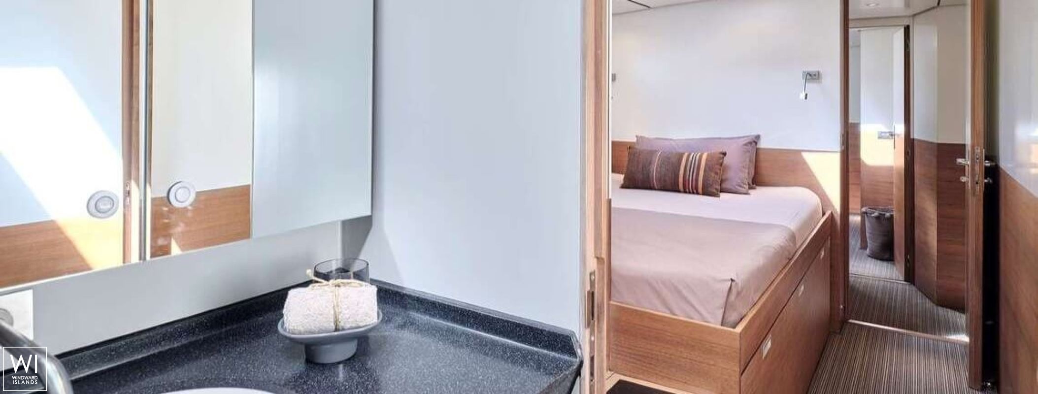 AIZU  Trehard Marine Yacht 30m Interior 17