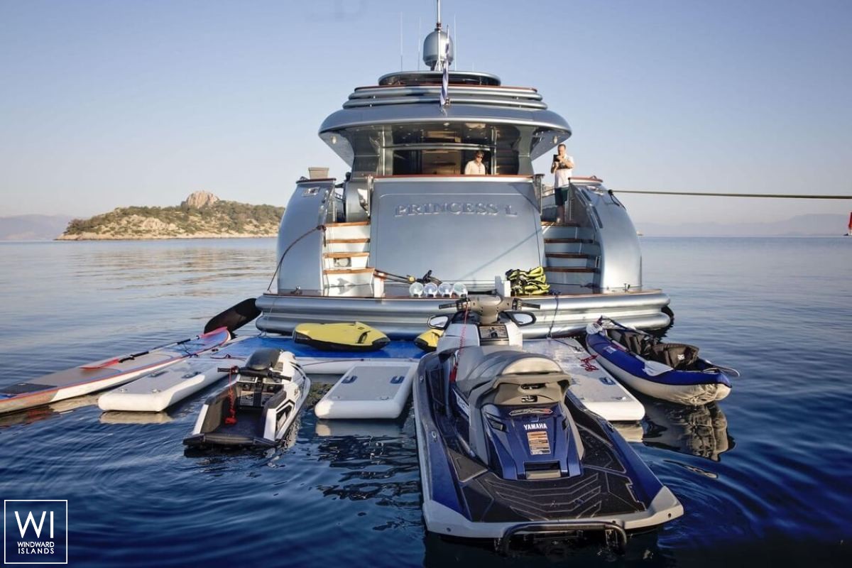 Princess L  Maiora Yacht 33m Exterior 3