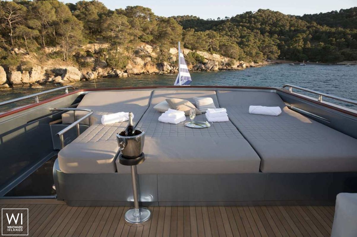 Princess L  Maiora Yacht 33m Interior 10