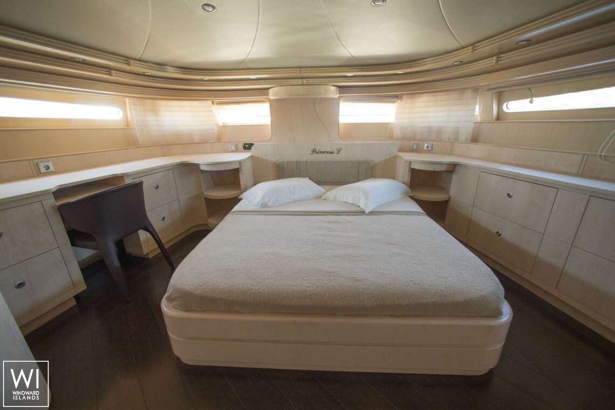 Princess L  Maiora Yacht 33m Interior 8