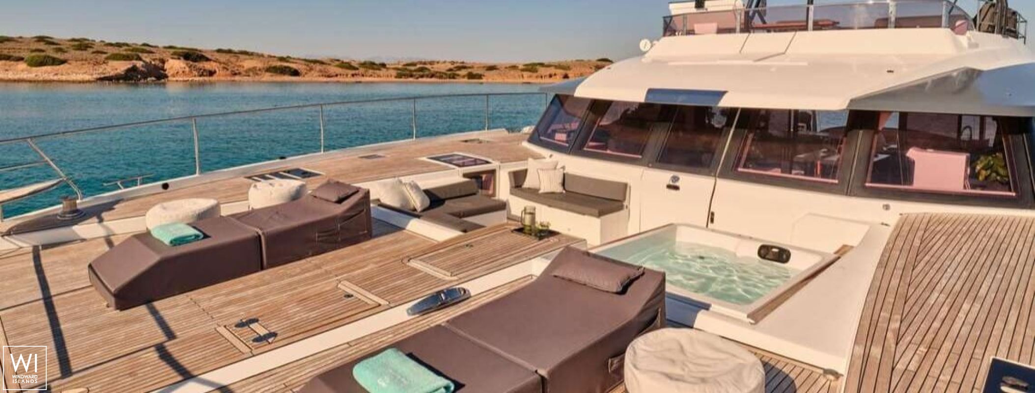 ChristAl MiO  Fountaine Pajot Power 67 Exterior 5